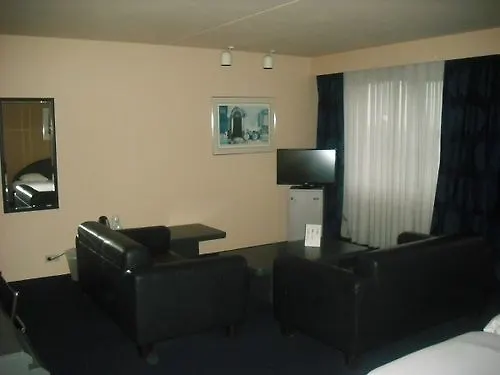 B-Aparthotel Moretus Antwerp