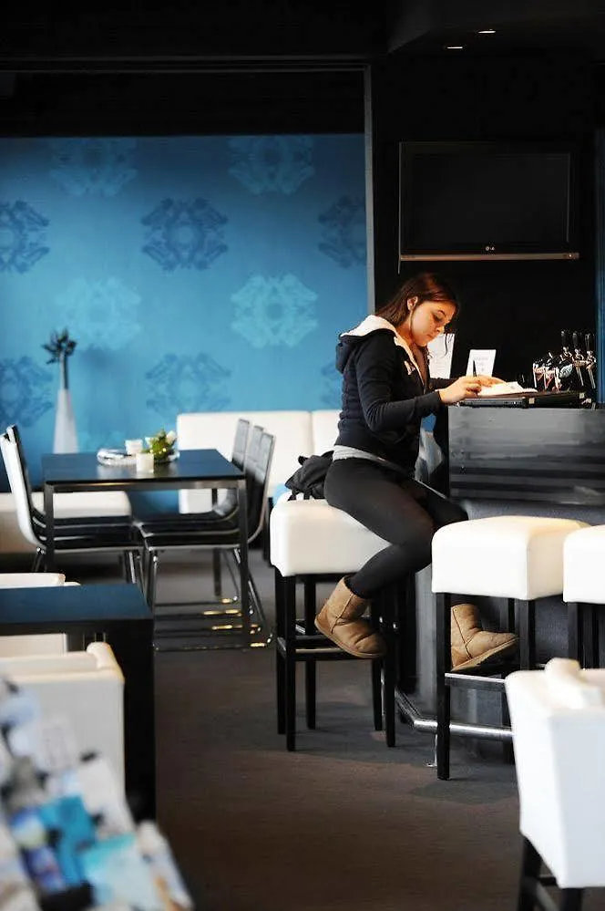 B-Aparthotel Moretus Antwerp Hotel
