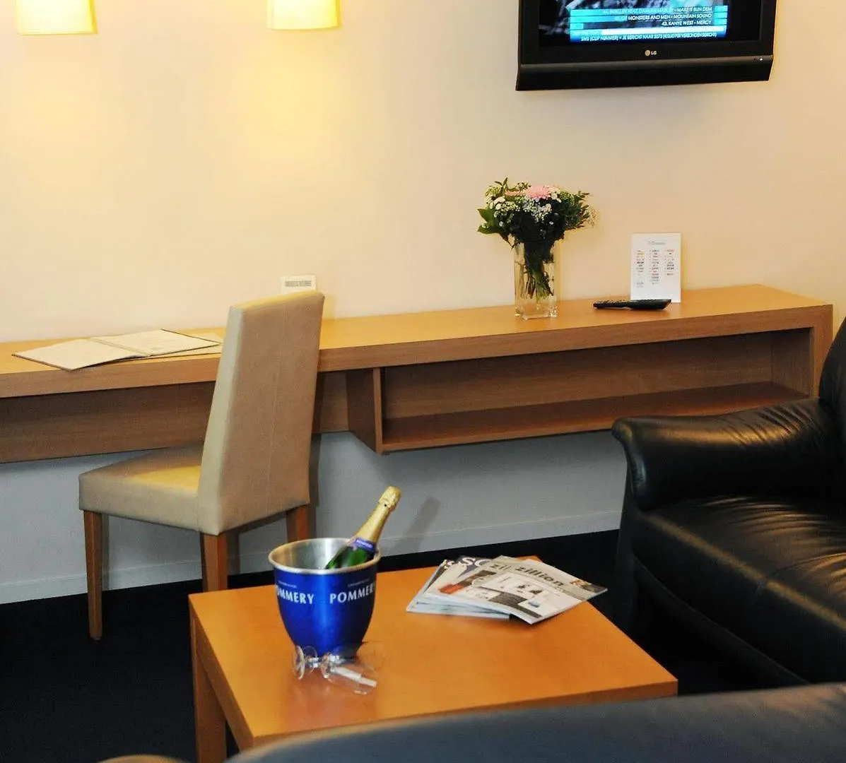 Hotel B-Aparthotel Moretus Antwerp