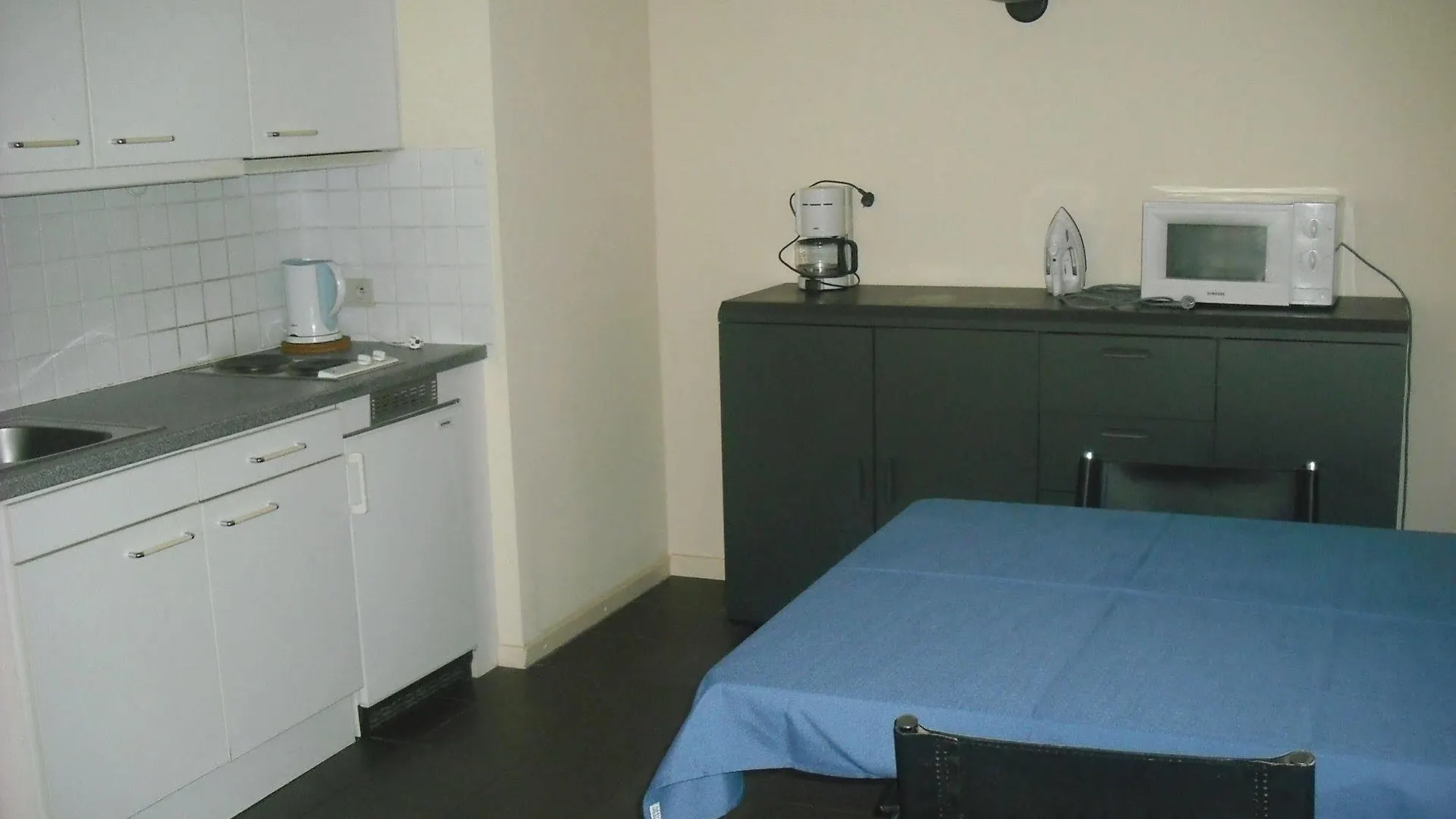 *** Hotel B-Aparthotel Moretus Antwerp Belgium